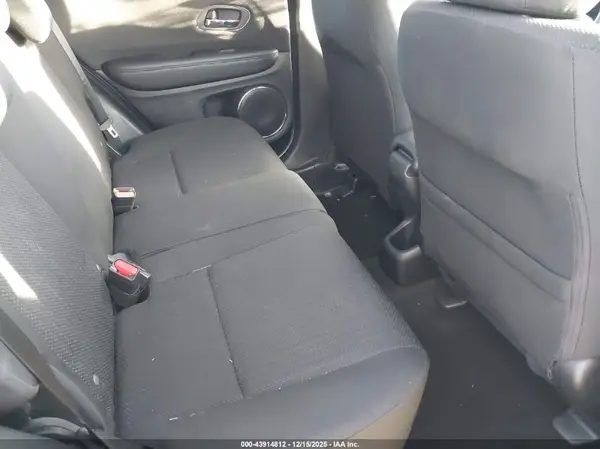 3CZRU6H51JM701024 2018 HONDA HR-V - Image 8