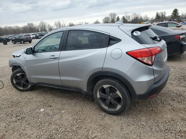 3CZRU6H51JM702738 2018 HONDA HR-V - Image 2