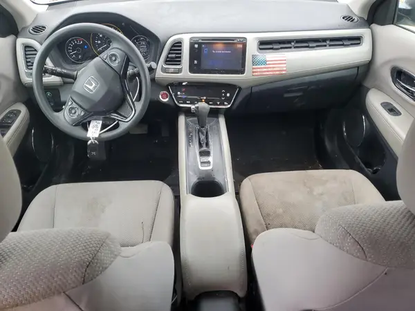 3CZRU6H51JM702738 2018 HONDA HR-V - Image 8