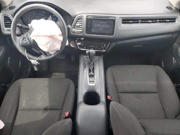 3CZRU6H51JM704473 2018 HONDA HR-V - Image 8