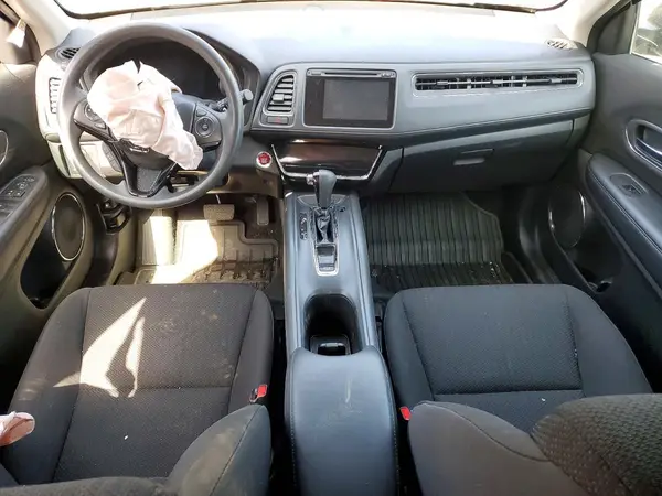 3CZRU6H51JM704635 2018 HONDA HR-V - Image 8