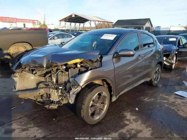3CZRU6H51JM705140 2018 HONDA HR-V - Image 2