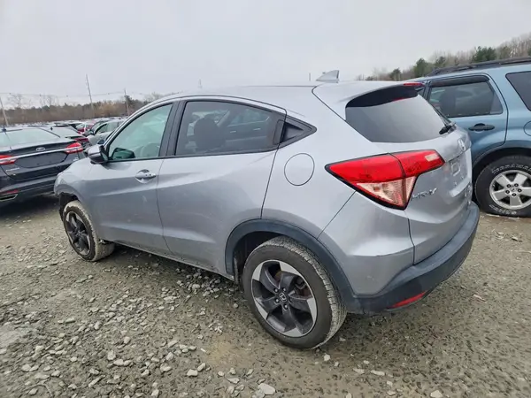 3CZRU6H51JM708152 2018 HONDA HR-V - Image 2