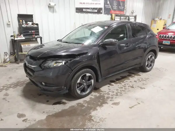 3CZRU6H51JM711455 2018 HONDA HR-V - Image 2