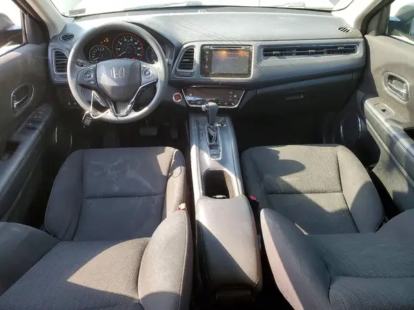 3CZRU6H51JM712010 2018 HONDA HR-V - Image 8