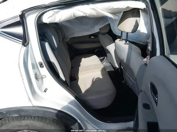 3CZRU6H51JM713559 2018 HONDA HR-V - Image 8