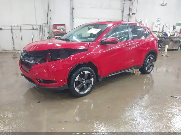 3CZRU6H51JM716977 2018 HONDA HR-V - Image 2