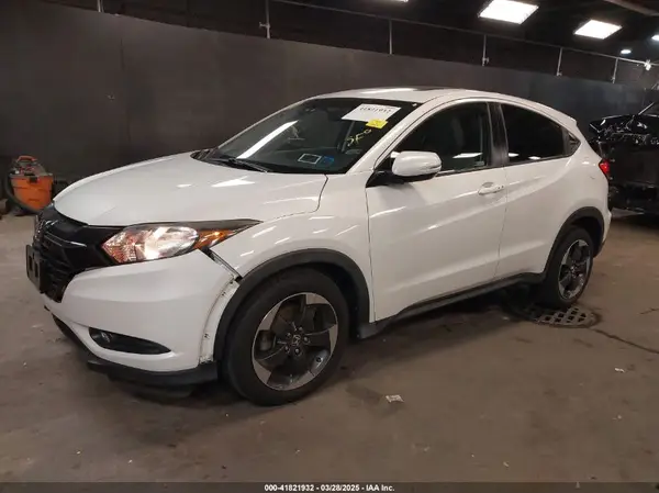 3CZRU6H51JM722391 2018 HONDA HR-V - Image 2