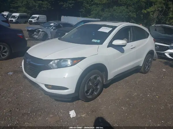 3CZRU6H51JM723508 2018 HONDA HR-V - Image 2