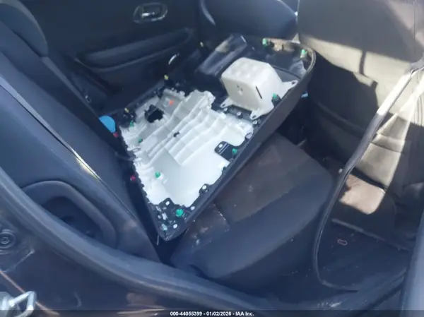 3CZRU6H51JM730555 2018 HONDA HR-V - Image 8