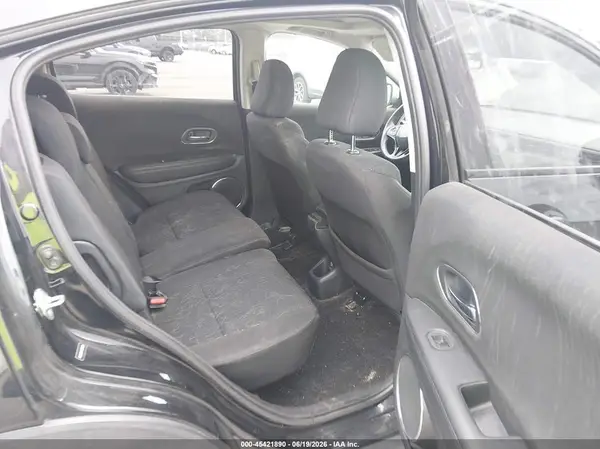3CZRU6H51JM730670 2018 HONDA HR-V - Image 8