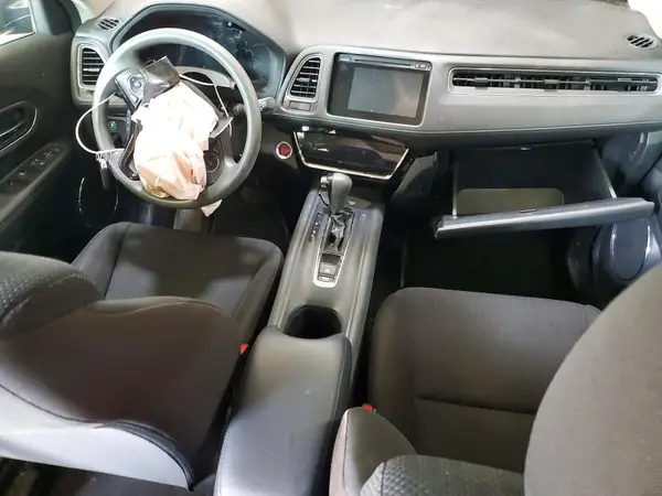 3CZRU6H51JM731821 2018 HONDA HR-V - Image 8