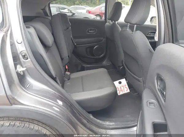 3CZRU6H51KM719248 2019 HONDA HR-V - Image 8
