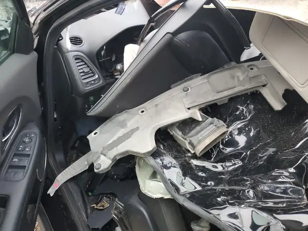 3CZRU6H51KM739094 2019 HONDA HR-V - Image 8