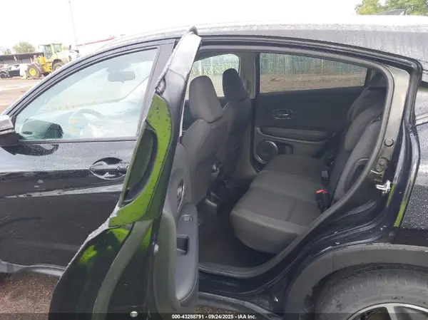 3CZRU6H51MM709399 2021 HONDA HR-V - Image 8