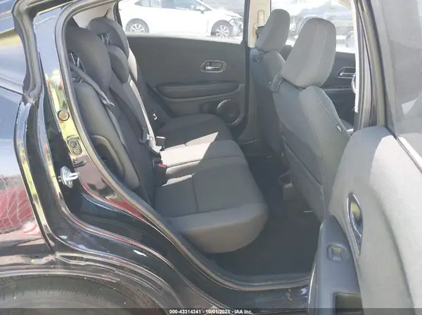 3CZRU6H51MM714280 2021 HONDA HR-V - Image 8