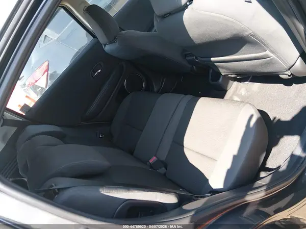 3CZRU6H51MM719091 2021 HONDA HR-V - Image 8