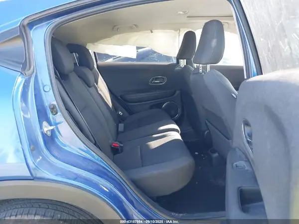 3CZRU6H51MM750373 2021 HONDA HR-V - Image 8