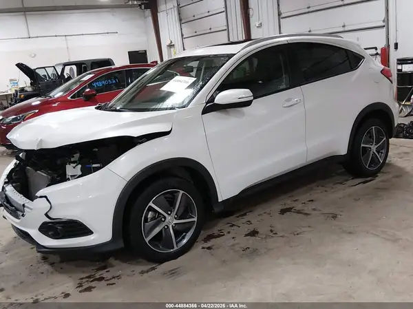 3CZRU6H51MM752317 2021 HONDA HR-V - Image 2