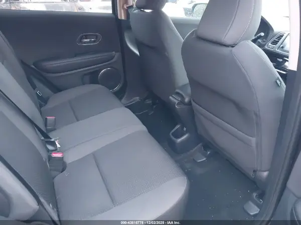 3CZRU6H51NM716421 2022 HONDA HR-V - Image 8