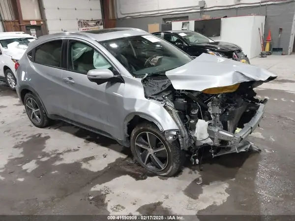 3CZRU6H51NM764694 2022 HONDA HR-V - Image 1