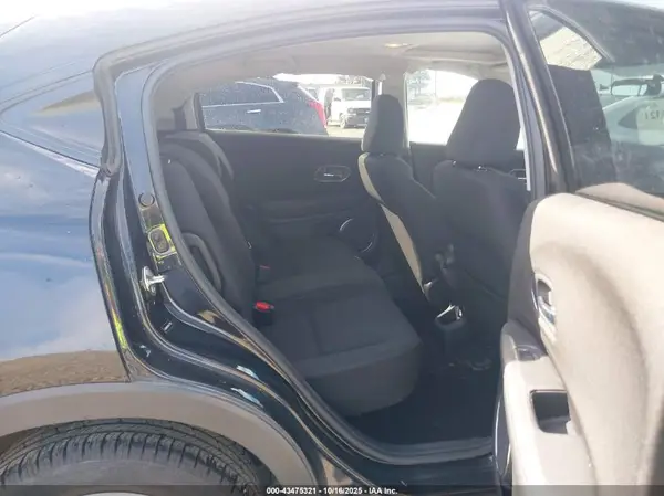 3CZRU6H52GM712722 2016 HONDA HR-V - Image 8
