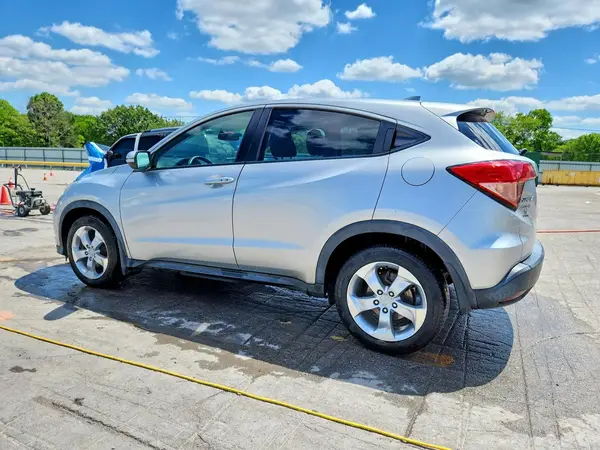 3CZRU6H52GM713708 2016 HONDA HR-V - Image 2