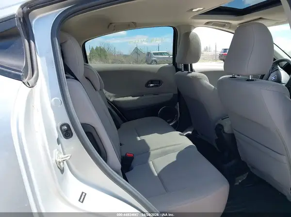 3CZRU6H52GM713921 2016 HONDA HR-V - Image 8
