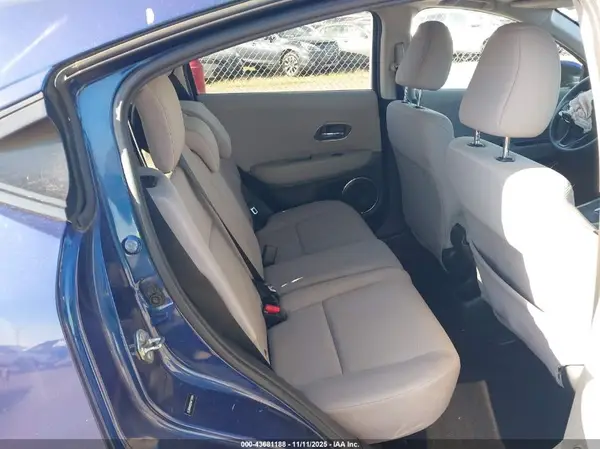 3CZRU6H52GM715894 2016 HONDA HR-V - Image 8