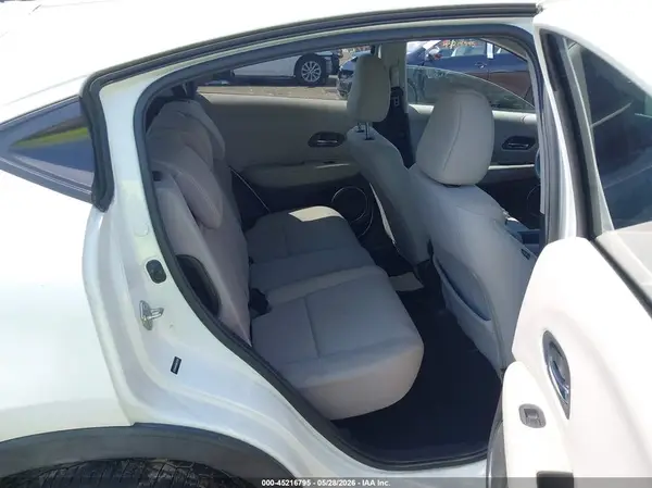 3CZRU6H52GM720206 2016 HONDA HR-V - Image 8