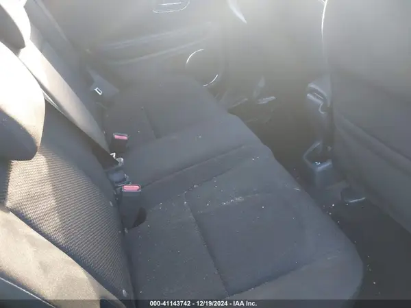 3CZRU6H52GM738415 2016 HONDA HR-V - Image 8