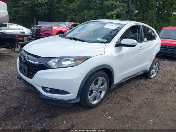 3CZRU6H52GM741427 2016 HONDA HR-V - Image 2