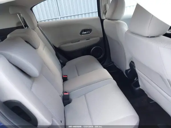 3CZRU6H52GM742464 2016 HONDA HR-V - Image 8