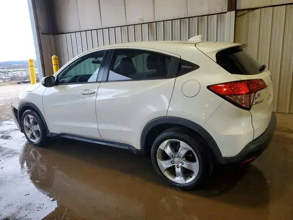 3CZRU6H52GM750466 2016 HONDA HR-V - Image 2