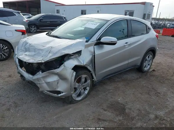 3CZRU6H52GM754601 2016 HONDA HR-V - Image 2