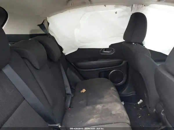 3CZRU6H52HG709187 2017 HONDA HR-V - Image 8