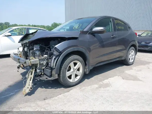 3CZRU6H52HM100411 2017 HONDA HR-V - Image 2