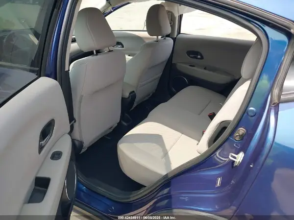 3CZRU6H52HM701334 2017 HONDA HR-V - Image 8