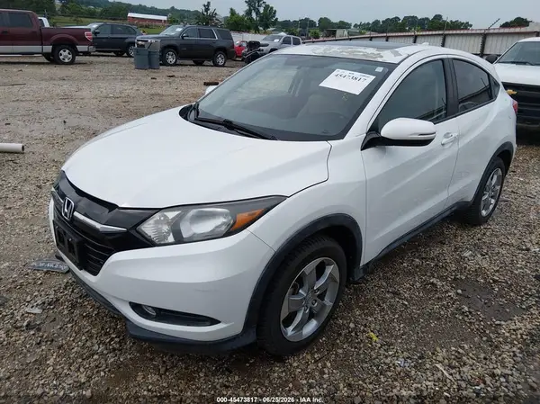 3CZRU6H52HM708154 2017 HONDA HR-V - Image 2