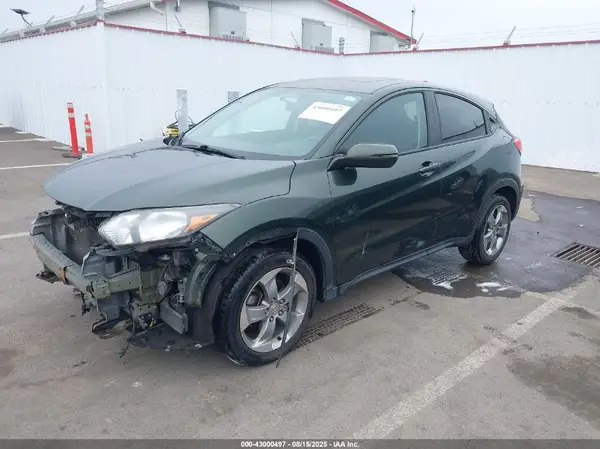 3CZRU6H52HM711930 2017 HONDA HR-V - Image 2
