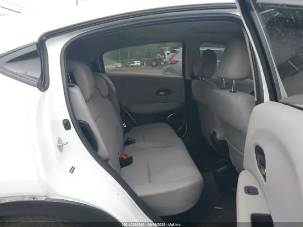 3CZRU6H52HM714505 2017 HONDA HR-V - Image 8
