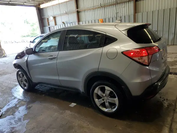3CZRU6H52HM715069 2017 HONDA HR-V - Image 2