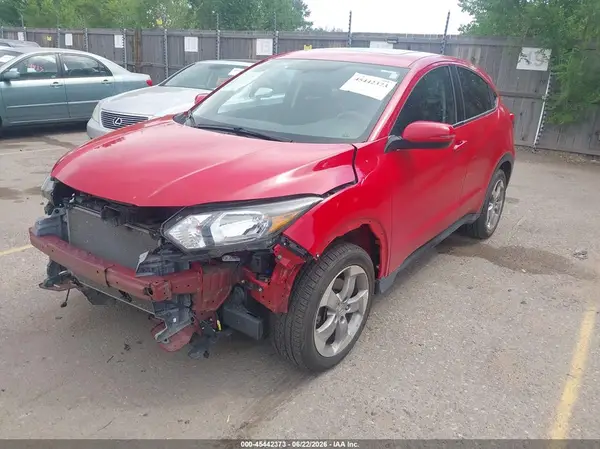 3CZRU6H52HM715461 2017 HONDA HR-V - Image 2