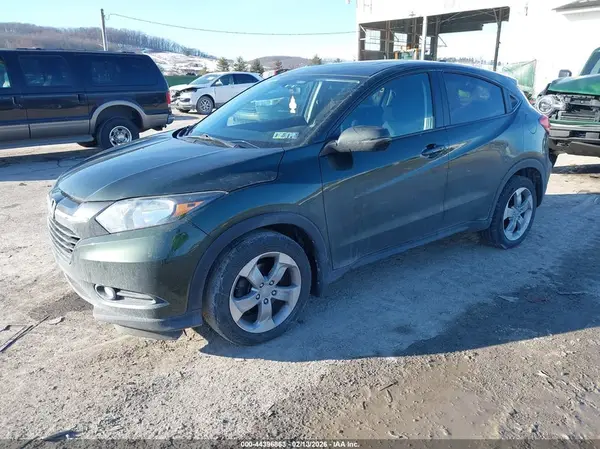 3CZRU6H52HM718988 2017 HONDA HR-V - Image 2