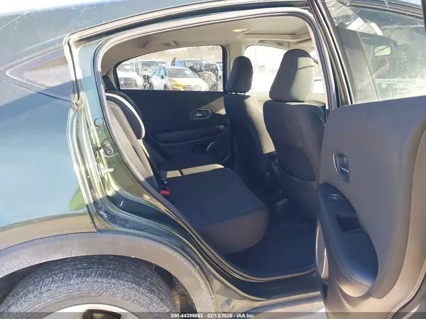 3CZRU6H52HM718988 2017 HONDA HR-V - Image 8