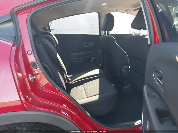 3CZRU6H52HM724502 2017 HONDA HR-V - Image 8