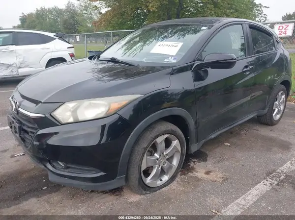 3CZRU6H52HM731370 2017 HONDA HR-V - Image 2