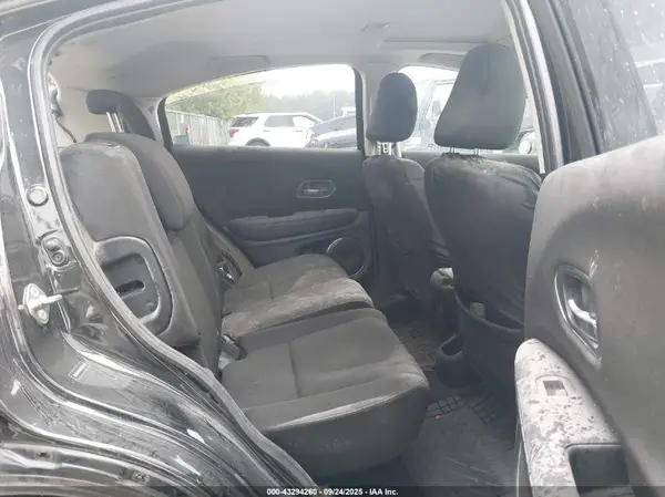 3CZRU6H52HM731370 2017 HONDA HR-V - Image 8
