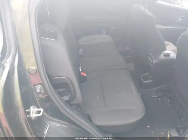 3CZRU6H52HM732437 2017 HONDA HR-V - Image 8