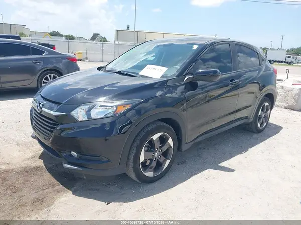 3CZRU6H52JG704920 2018 HONDA HR-V - Image 2